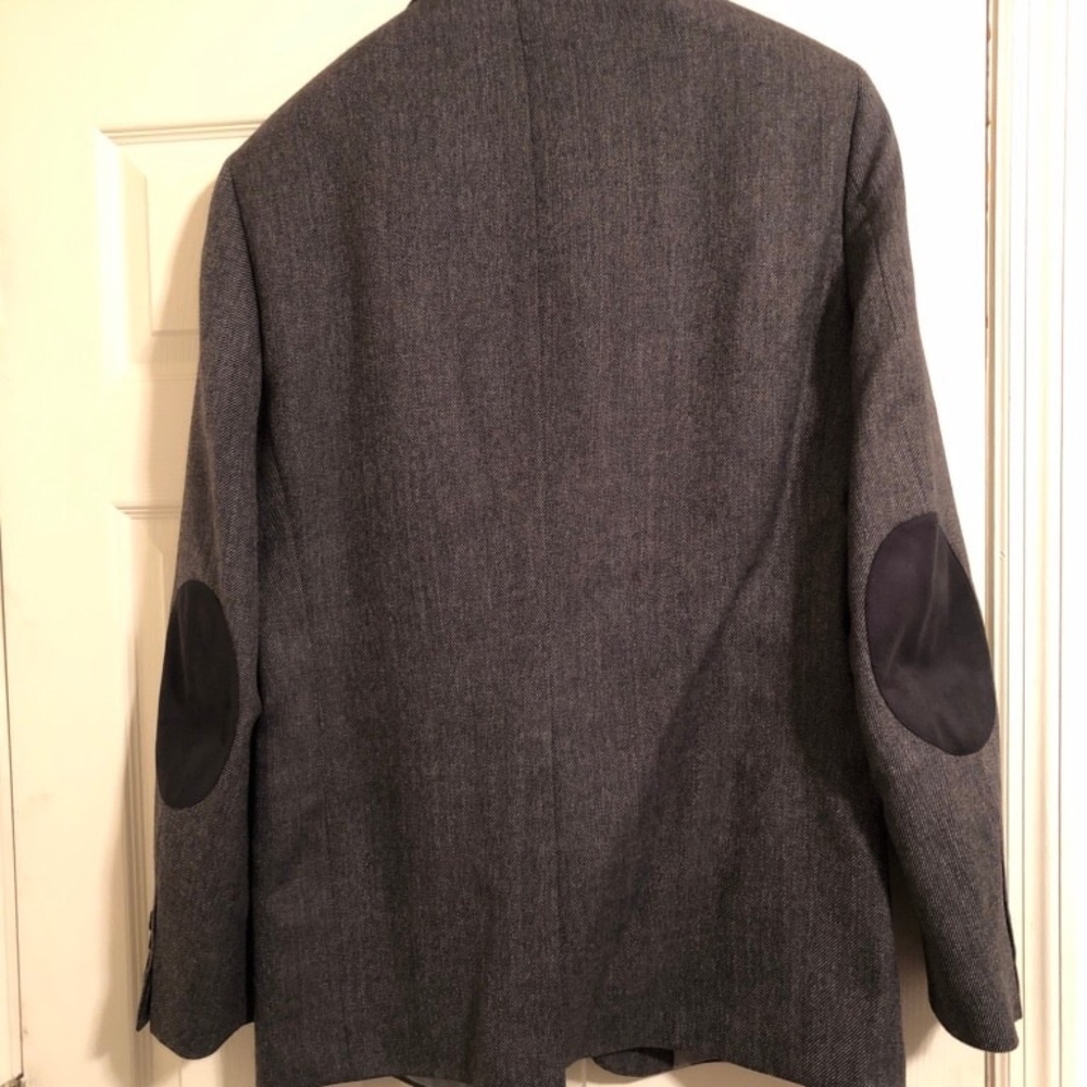 Blazer - Picture 4 of 4